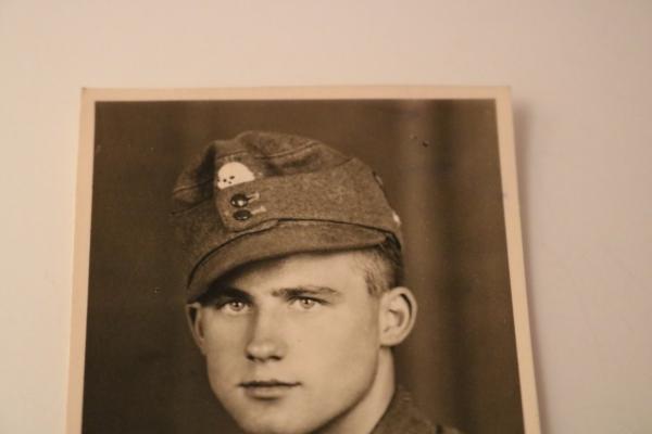 Passfoto - Portrait -SS-Soldat - Karelien 1942 + Zivil Portrait